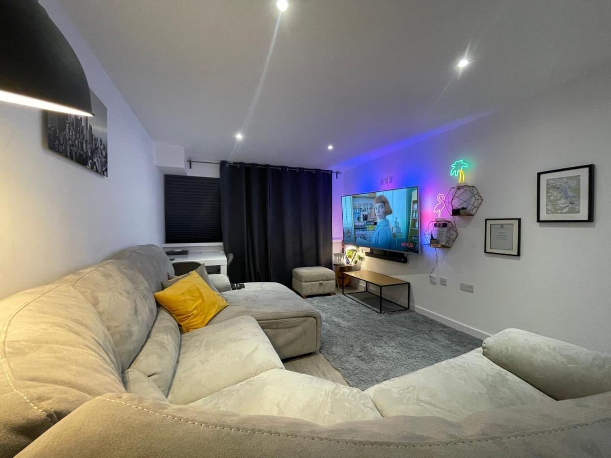 Smart Apartment Close To Watford Atria And Station 외부 사진